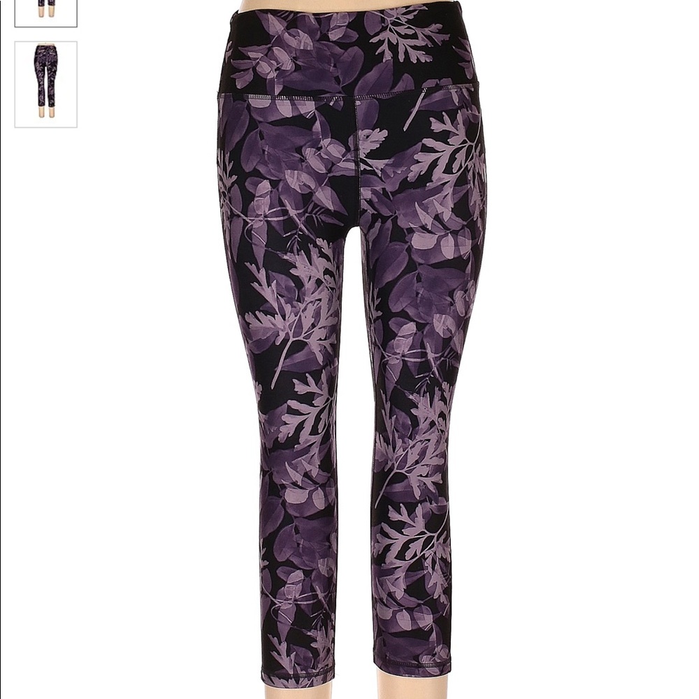 Womens purple Marika sport capris leggings size medium 8-10